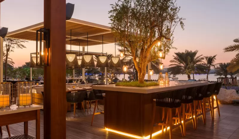 WESTIN DUBAI MINA SEYAHI - Bussola Restaurant WESTIN DUBAI MINA SEYAHI - Bussola Restaurant