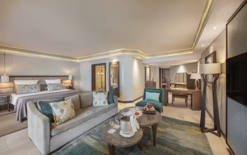 Royal Palm Beachcomber Luxury - Tropical Suite Living Royal Palm Beachcomber Luxury - Tropical Suite Living