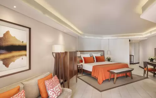 Royal Palm Beachcomber Luxury - Junior Suite  Bed Royal Palm Beachcomber Luxury - Junior Suite  Bed