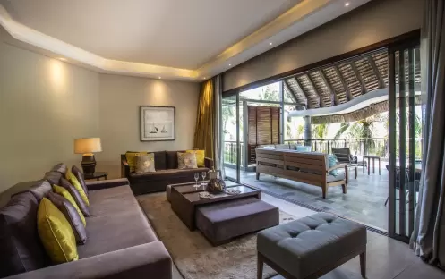 Royal Palm Beachcomber Luxury - Penthouse Suite Living Royal Palm Beachcomber Luxury - Penthouse Suite Living