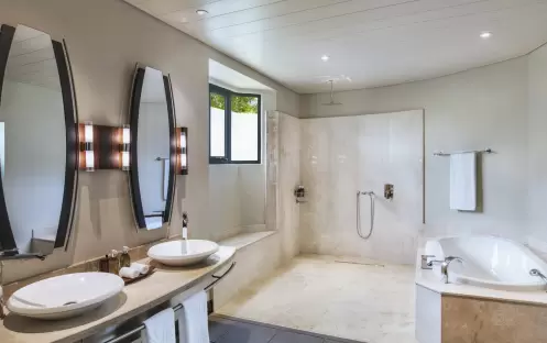 Trou Aux Biches Beachcomber Golf Resort & Spa - Junior Suite Bathroom 1 Trou Aux Biches Beachcomber Golf Resort & Spa - Junior Suite Bathroom 1