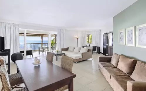 Victoria Beachcomber Resort & Spa - Senior Suite Living Victoria Beachcomber Resort & Spa - Senior Suite Living