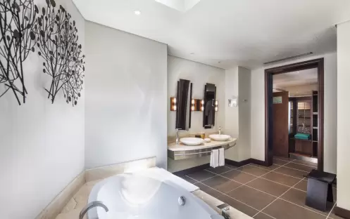 Trou Aux Biches Beachcomber Golf Resort & Spa - Beachfront Pool Suite Bathroom 2 Trou Aux Biches Beachcomber Golf Resort & Spa - Beachfront Pool Suite Bathroom 2