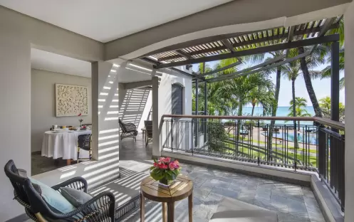 Royal Palm Beachcomber Luxury - Ocean Suite Balcony Royal Palm Beachcomber Luxury - Ocean Suite Balcony