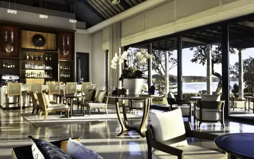 Jumeirah Bali - Maja Sunset Lounge 1