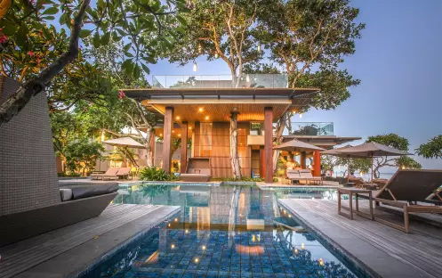 Maya Sanur Resort & Spa - Tree Bar - exterior Maya Sanur Resort & Spa - Tree Bar - exterior