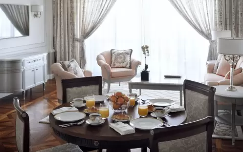 Palazzo Versace Dubai Grand Terrace Suite City View Palazzo Versace Dubai Grand Terrace Suite City View
