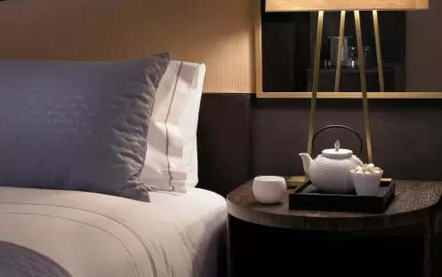 Royal Sonesta Chicago River North - One Bedroom Spa Suite Royal Sonesta Chicago River North - One Bedroom Spa Suite