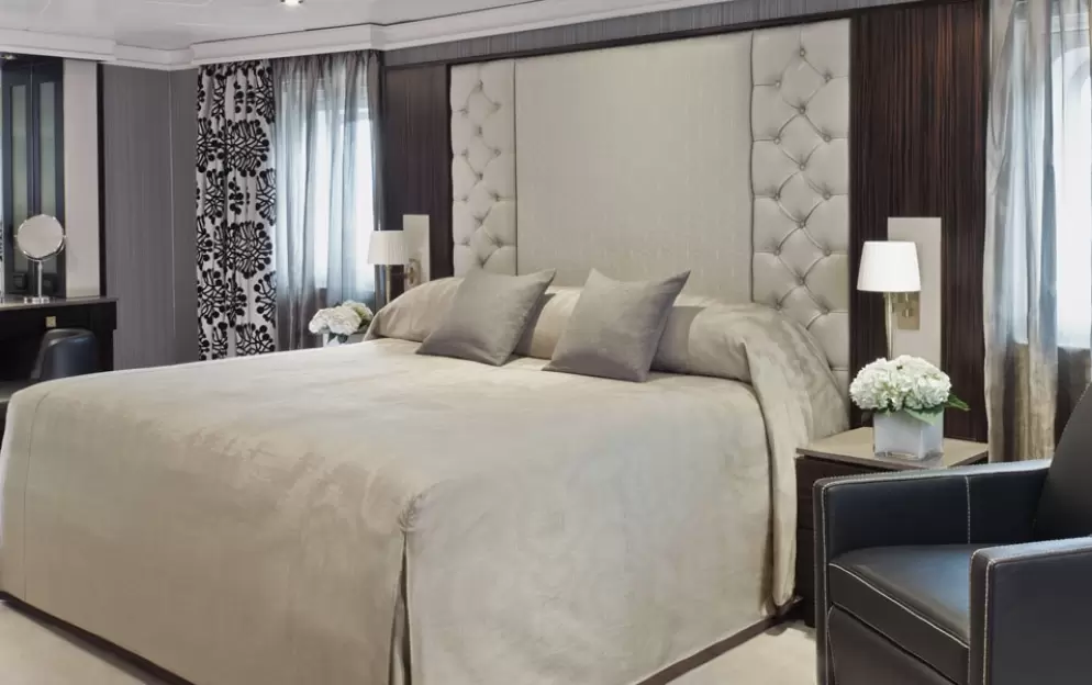 Signature Suite