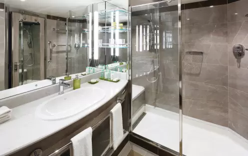 Silversea - Silver Spirit - Accommodation - Deluxe Veranda Suite 2