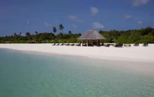 COCO PALM DHUNI KOLHU - LAGOON BAR COCO PALM DHUNI KOLHU - LAGOON BAR