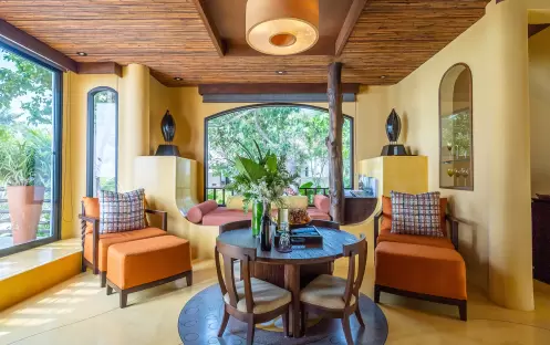 Paradee - One Bedroom Suite Villa Living Paradee - One Bedroom Suite Villa Living