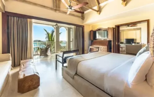 JW Le Morne Balcony Suite Bed JW Le Morne Balcony Suite Bed