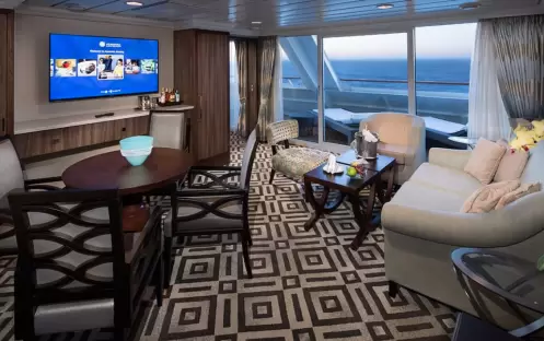 Azamara Club Cruises Azamara Pursuit Accommodation Owners Suite 2