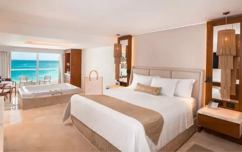 Sun Palace Cancun - Superior Honeymoon Suite Sun Palace Cancun - Superior Honeymoon Suite