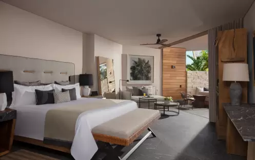 Preferred Club Junior Suite Swim Out Tropical View Preferred Club Junior Suite Swim Out Tropical View