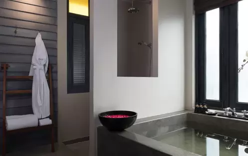 Anantara Lawana Koh Samui - Garden View Suite Bathroom