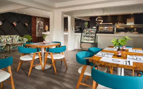 S Hotel Jamaica - S Cafe S Hotel Jamaica - S Cafe