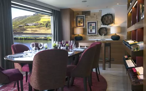 AmaWaterways AmaVida VIDA_WineRoom AmaWaterways AmaVida VIDA_WineRoom