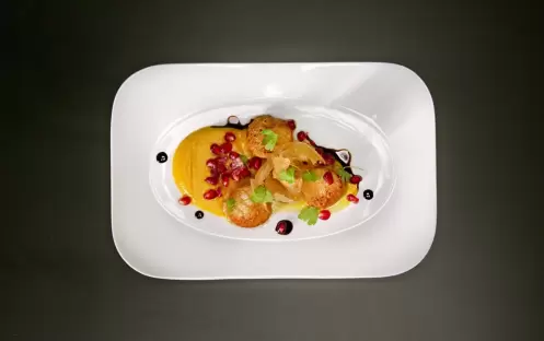Celebrity Cruises Cosmopolitan Restaurant 2 Celebrity Cruises Cosmopolitan Restaurant 2