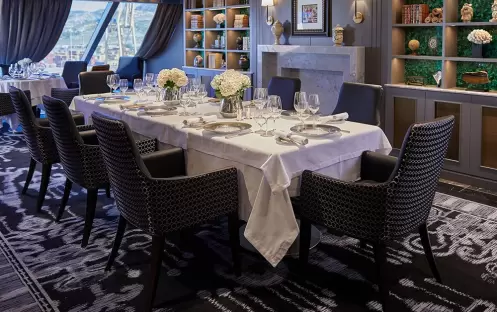 Regent Seven Seas Cruises - Seven Seas Splendor - The Study Regent Seven Seas Cruises - Seven Seas Splendor - The Study
