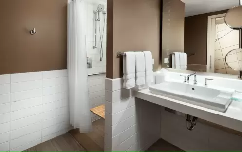 Le Meridian New Orleans - Classic Room Le Meridian New Orleans - Classic Room