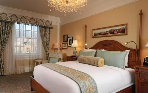 The Broadmoor Classic Room The Broadmoor Classic Room