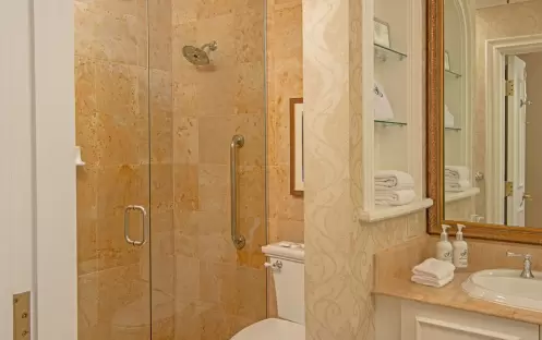 Eastmoor Suites Bathroom Eastmoor Suites Bathroom