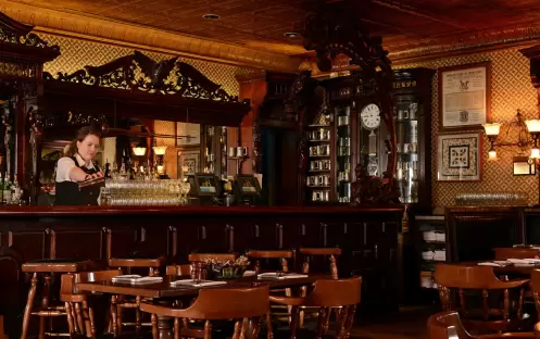 Golden Bee Pub Bar Golden Bee Pub Bar