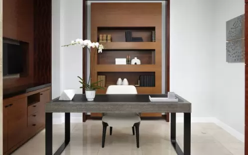 Three-Bedroom Presidential Suite Desk Three-Bedroom Presidential Suite Desk