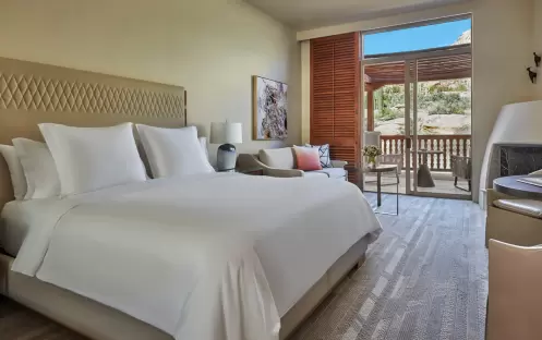 Deluxe Casita King Double Deluxe Casita King Double