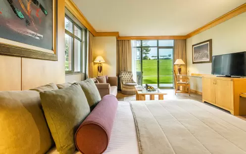 Deluxe Suite Deluxe Suite