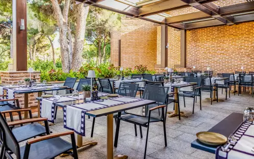La Famosa A La Carte Restaurant La Famosa A La Carte Restaurant