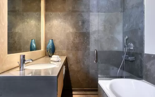 Tropical Family Retreat Bathroom Tropical Family Retreat Bathroom