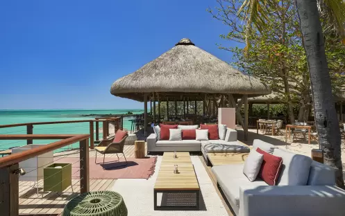 Peninsula Bar Lounge Peninsula Bar Lounge