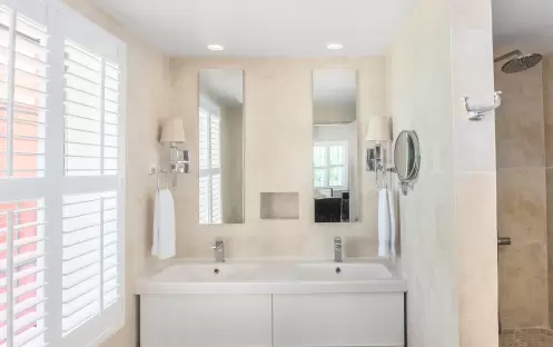Cambridge Beaches - Two Bedroom Water View Cottage Bathroom Cambridge Beaches - Two Bedroom Water View Cottage Bathroom