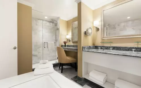 Premier Room - Bathroom Premier Room - Bathroom
