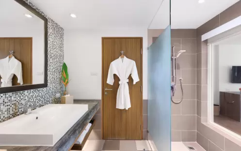 Family Garden Terrace Bathroom Family Garden Terrace Bathroom