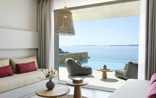 One Bedroom Suite Private Pool One Bedroom Suite Private Pool
