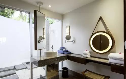Centara Grand Island Maldives -  Duplex Beach Pool Villa Bathroom Centara Grand Island Maldives -  Duplex Beach Pool Villa Bathroom