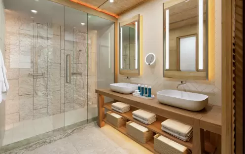 Vincy Overwater Two-Story Villa Vincy Overwater Two-Story Villa