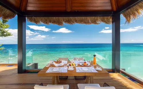 Private In-Villa Dining Private In-Villa Dining