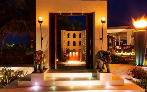 OZEN RESERVE BOLIFUSHI, Tradition Saffron Exterior Night OZEN RESERVE BOLIFUSHI, Tradition Saffron Exterior Night