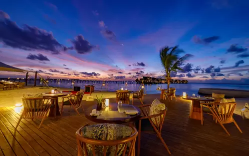 OZEN RESERVE BOLIFUSHI, VISTA DEL MAR Deck OZEN RESERVE BOLIFUSHI, VISTA DEL MAR Deck