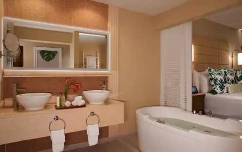 Junior Suite Ocean View, Bathroom Junior Suite Ocean View, Bathroom