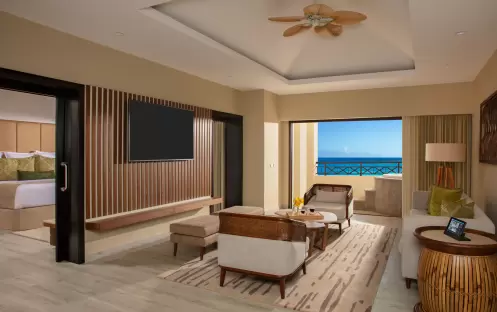 Preferred Club Master Suite Ocean Front, Living Area Preferred Club Master Suite Ocean Front, Living Area