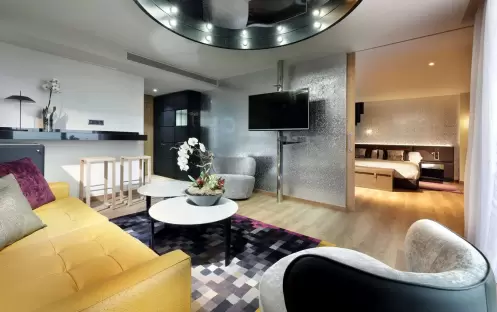Rock Suite Diamond, Living Rock Suite Diamond, Living