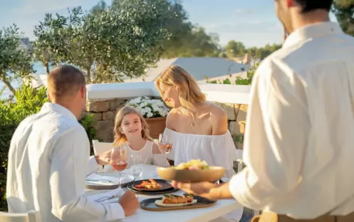 Ouzerie Restaurant Family Dining