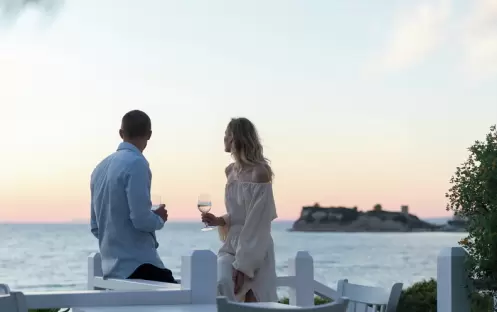 Ouzerie Restaurant Sunset Dining
