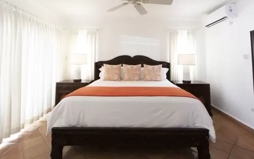 One Bedroom Ocean Front Suite, Bed One Bedroom Ocean Front Suite, Bed
